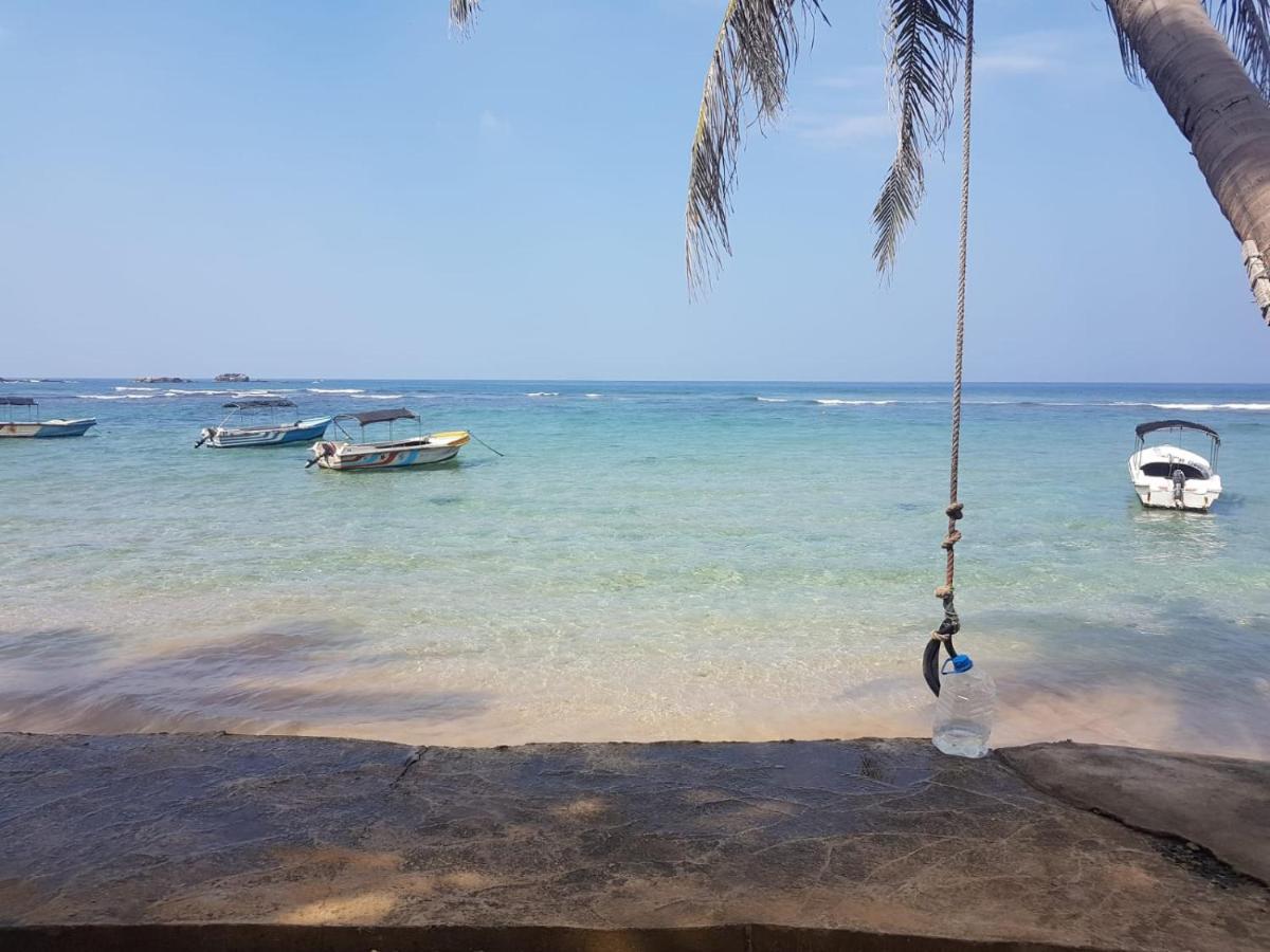 Villa Sunny Days Hikkaduwa Esterno foto